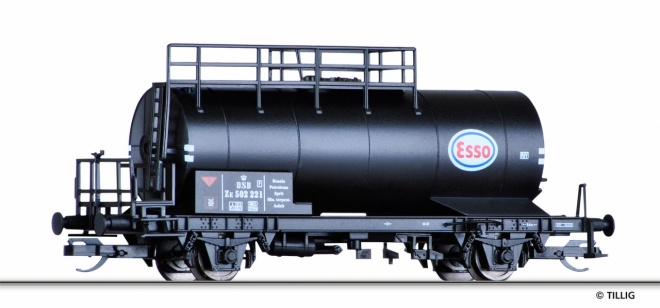 Tank car ESSO<br /><a href='images/pictures/Tillig/17400b.jpg' target='_blank'>Full size image</a>